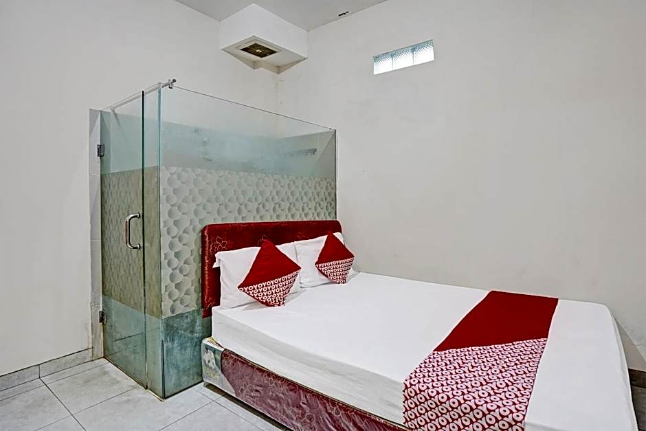 OYO Life 92190 Arya Guest House
