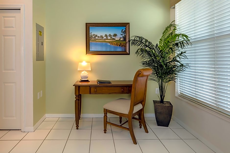 GreenLinks Golf Villas at Lely Resort