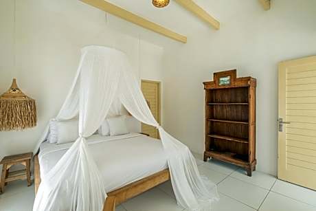 Suite with Garden View