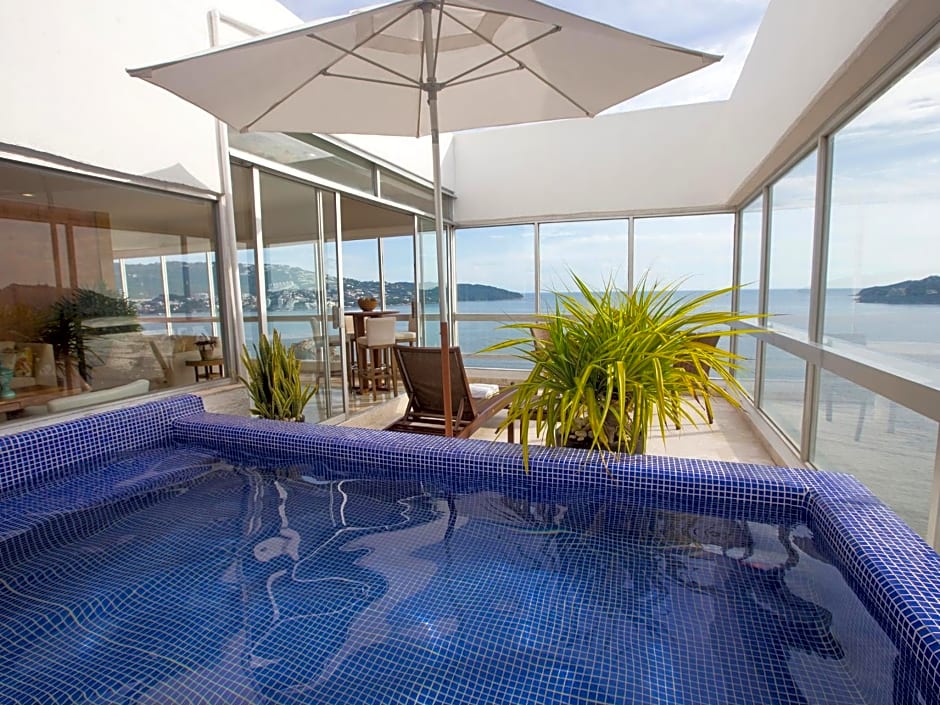 HS HOTSSON Hotel Acapulco