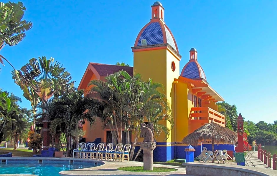 Canadian Resort Vallarta