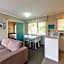 Averill Court Motel