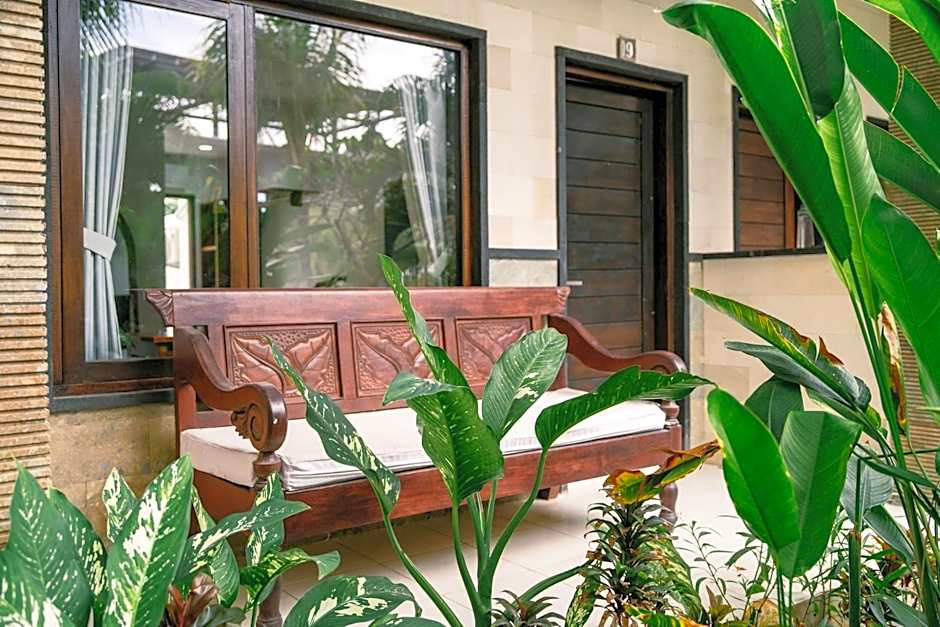 Kala Surf Camp