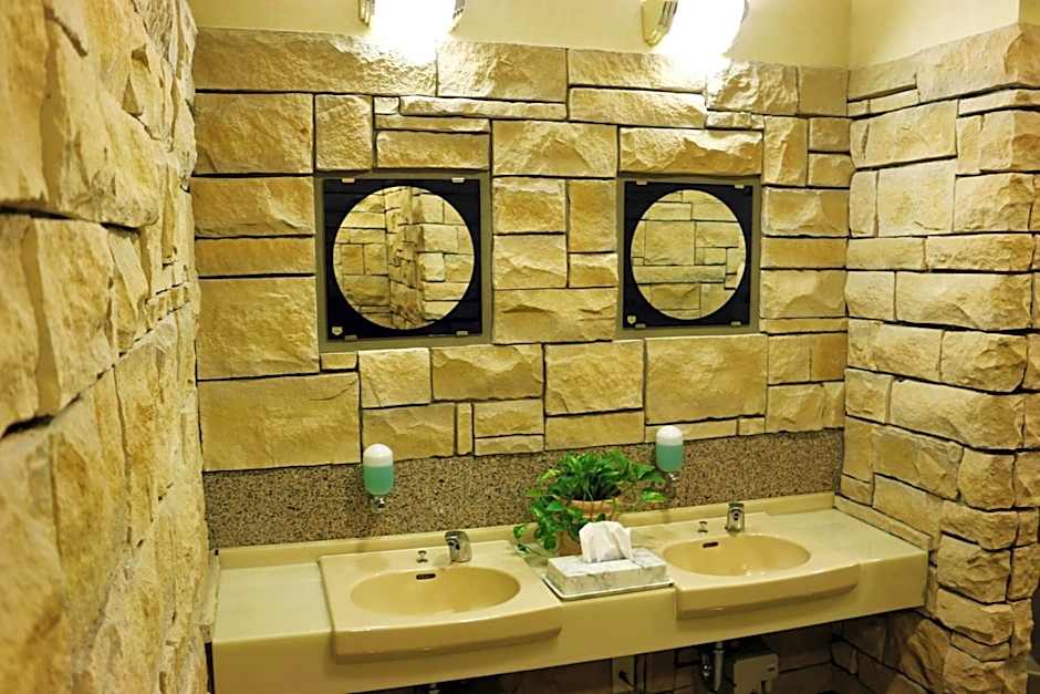 Nasushiobara Station Hotel