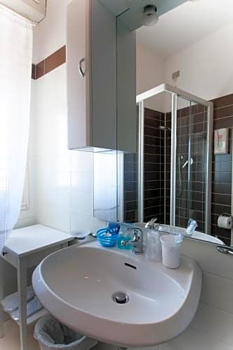 Hotel Telenia