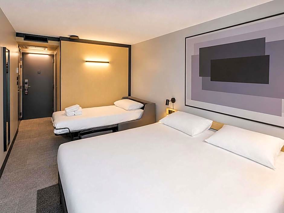 ibis Orly Chevilly Tram 7