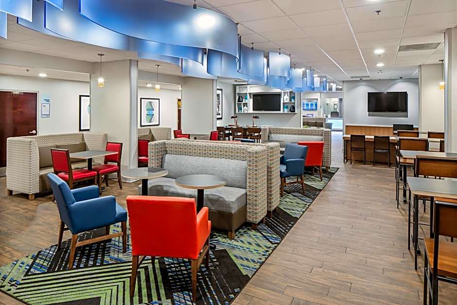 Holiday Inn Express Atlanta Airport-College Park By IHG