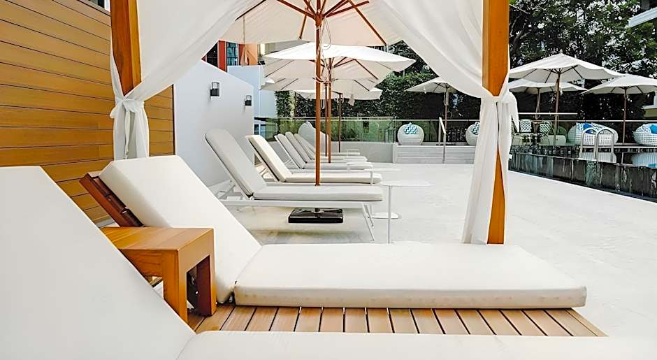 Floral Court Hotel & Residence Sukhumvit 13