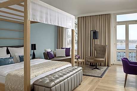 Deluxe Plus Room
