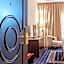 Crystal Plaza Al Majaz Hotel