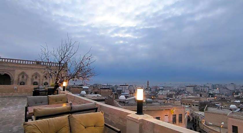 Mons Masius Boutique Hotel Teras