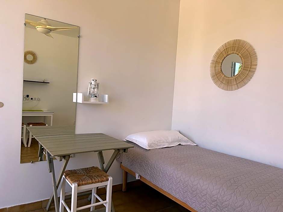 Hôtel Punta e Mare des Chambres ou des Appartements T2