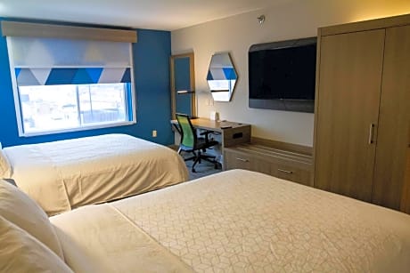 Queen Room with Two Queen Beds