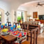 Casa Zarah - Hacienda Family Home - Pool and 2-Block to Beach