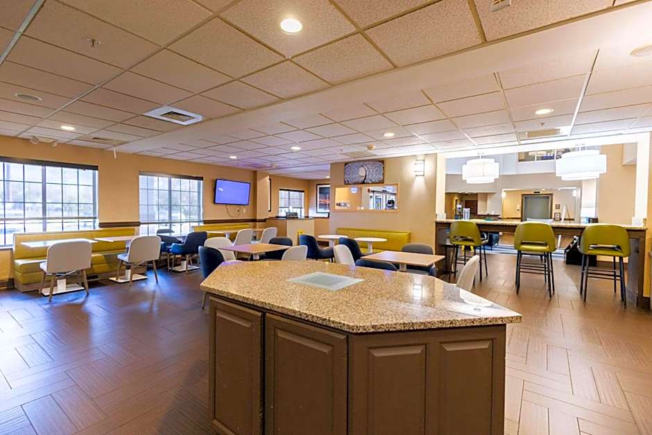 Comfort Suites Springfield I-70