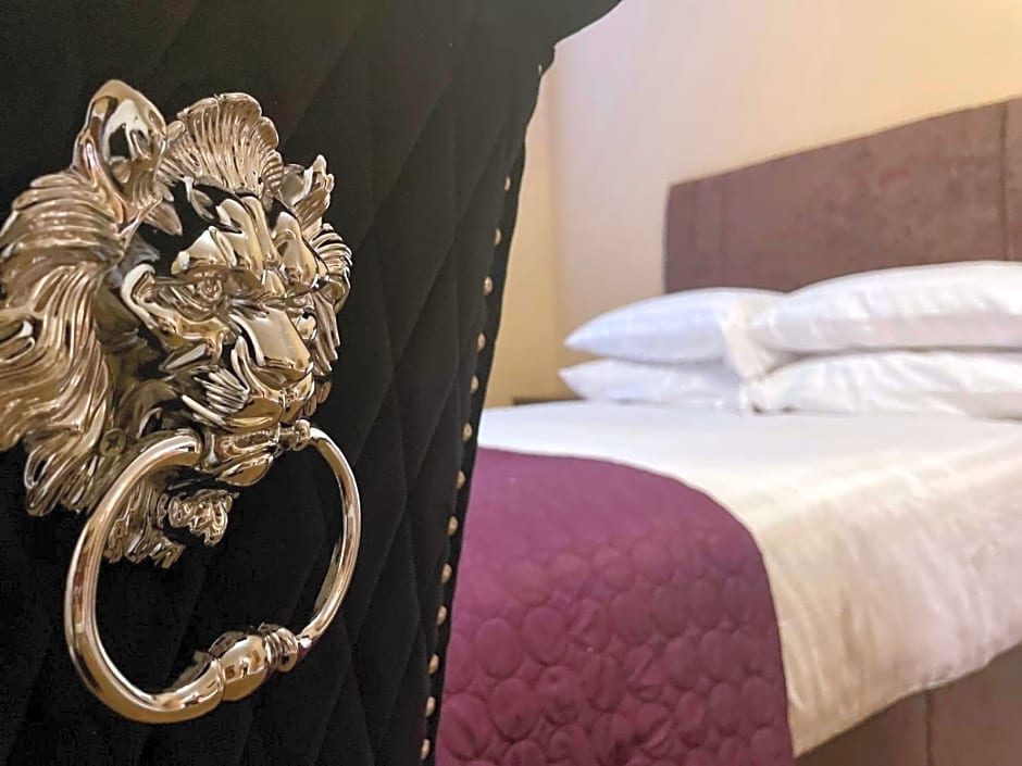 The New Talbot Hotel