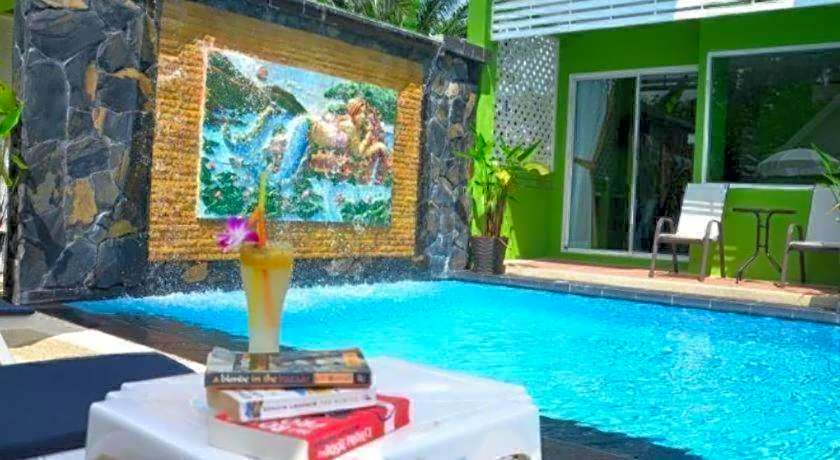 Khaolak C-nior Bungalows