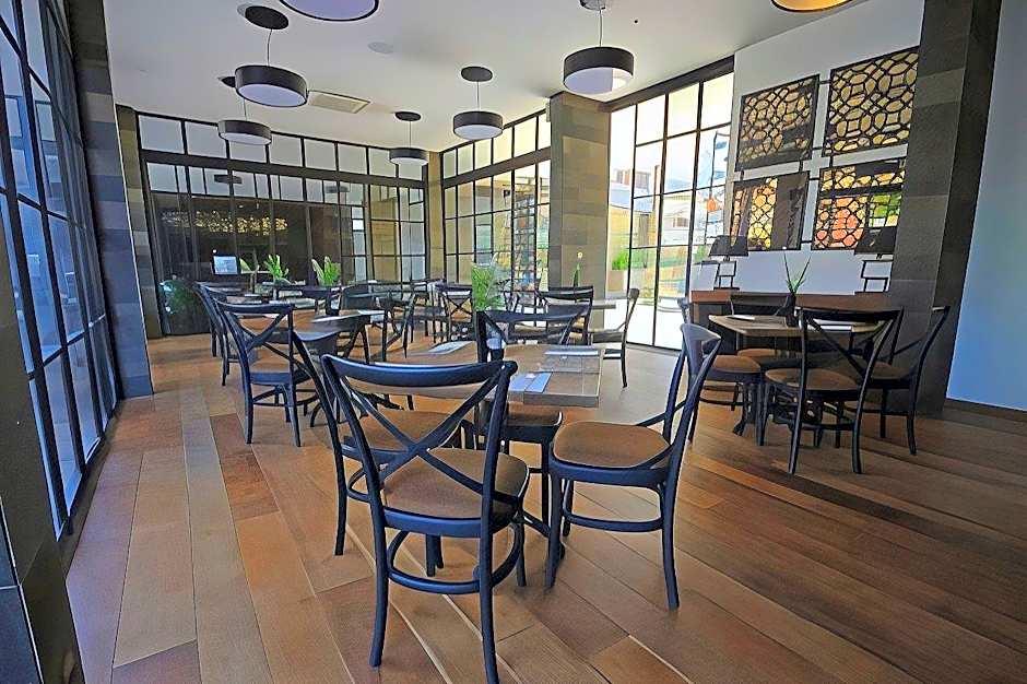 Akana Boutique Hotel