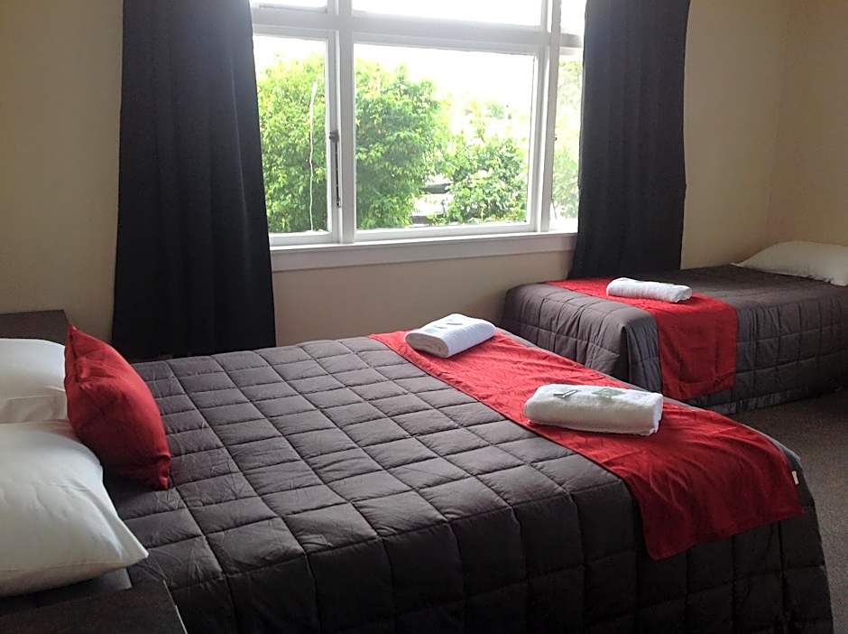 Otematata's Best Dam Pub