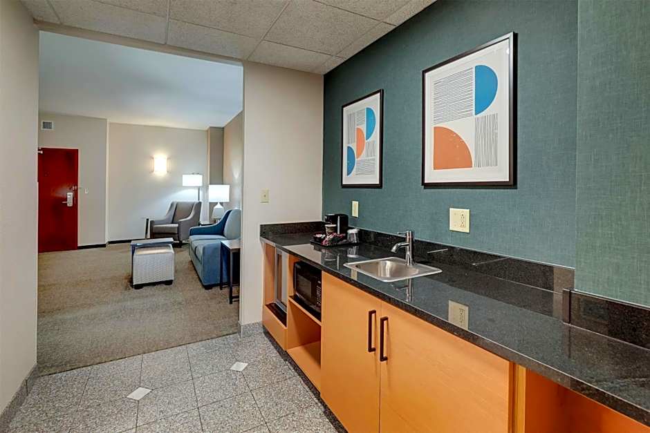 Drury Inn & Suites Dayton North