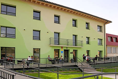 ATERPE KANPEZU HOSTEL