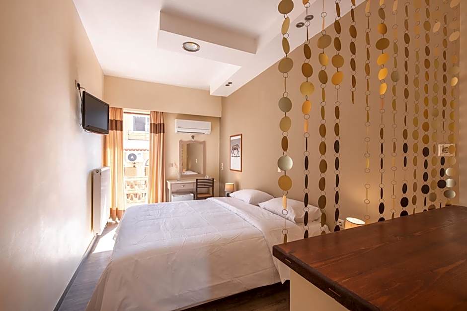 Yria Hotel