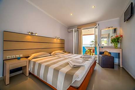 One-Bedroom Apartment (3 Adults)