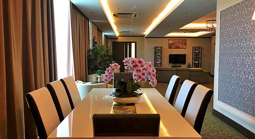 Kinta Riverfront Hotel & Suites