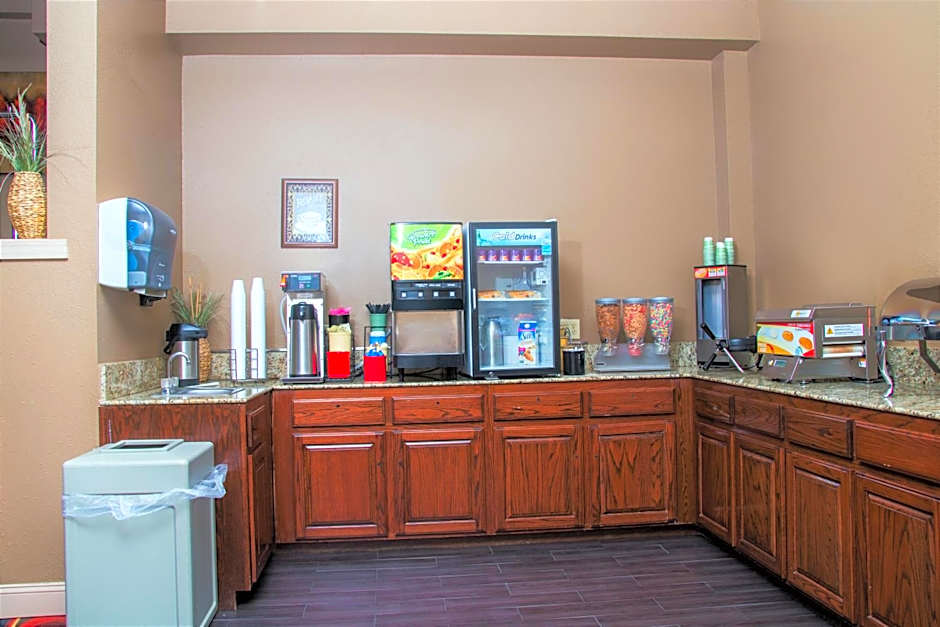 Days Inn by Wyndham Joplin