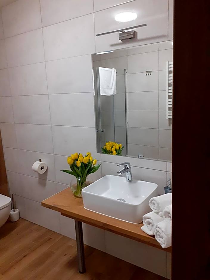 Gucio - pokoje z restauracją Szczyrk