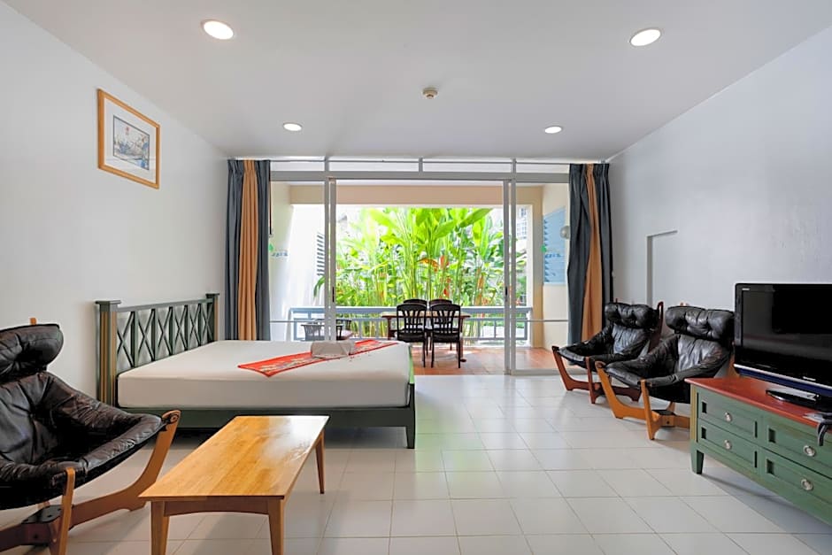 Photo 1 of 7 of Duplex, Garden View