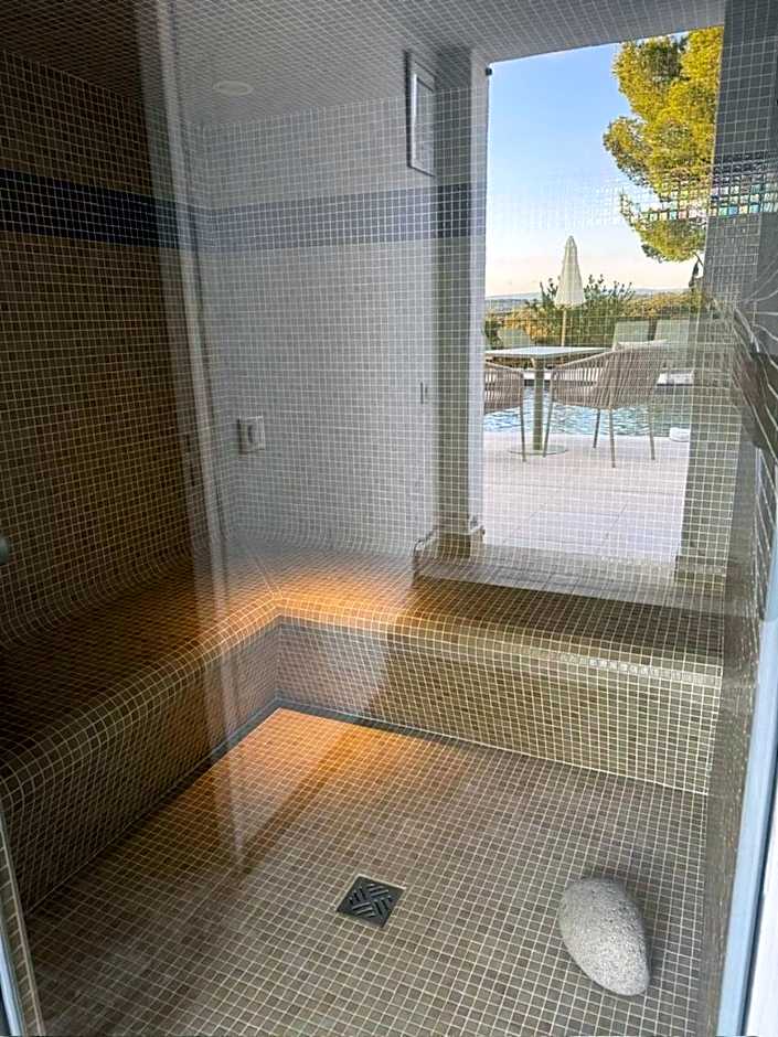 La Clé des Champs, Boutique hôtel & Spa - Le Mas de Garrigon