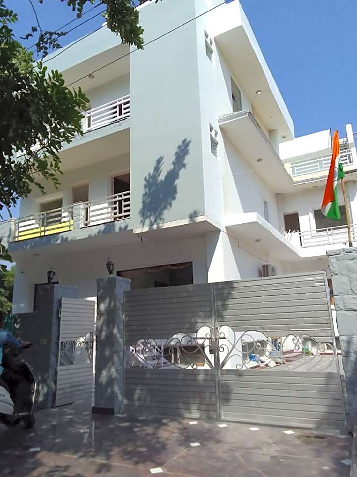 Hotel Rajvanshi By WB Inn