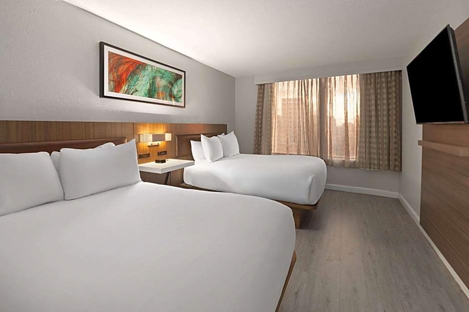 Wyndham Garden Norfolk Downtown