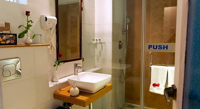 Yog niketan by sanskriti