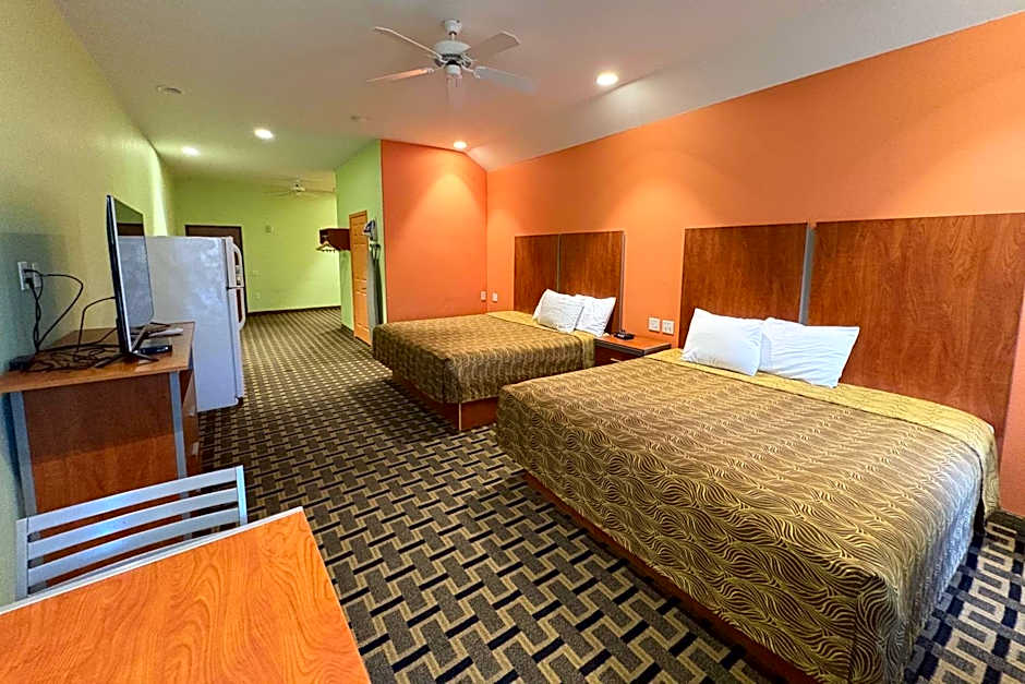 Regency Inn & Suites By Capital O Houston IAH Airport