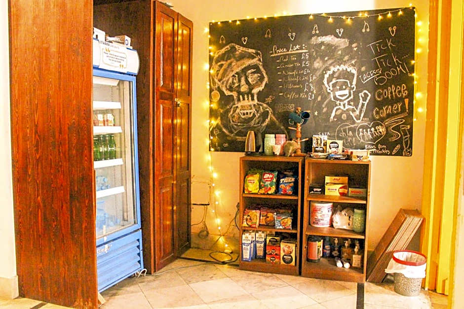 Ithaka Mansheya Hostel Alexandria