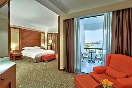 Twin One Bedroom Apartment Suite With Balcony