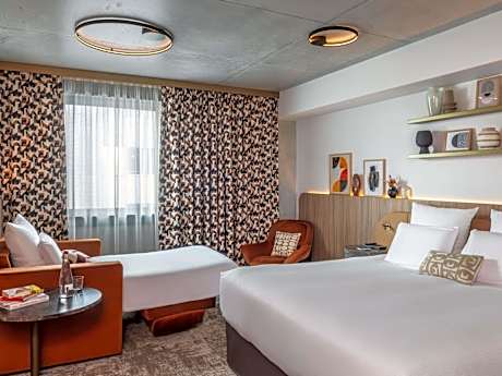 Executive Double Room with One Double Bed and One Sofa Bed