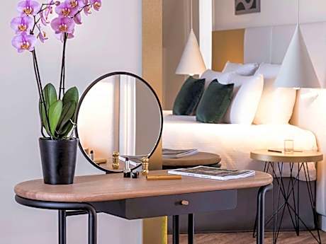 Superior Queen Room with Balcony