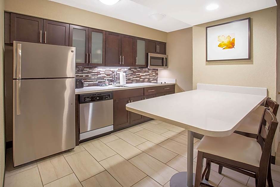 Hawthorn Suites by Wyndham