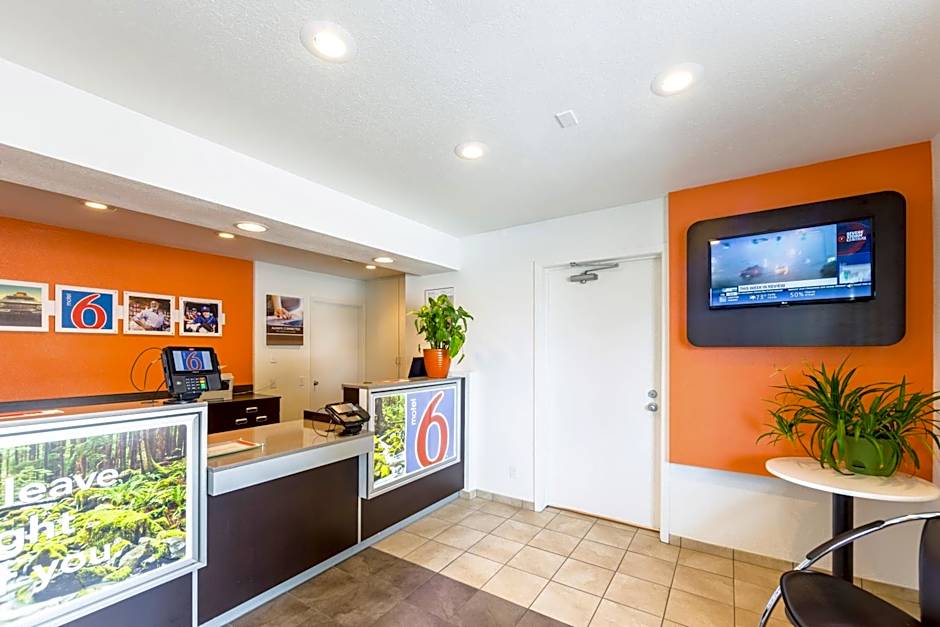 Motel 6-Klamath Falls, OR