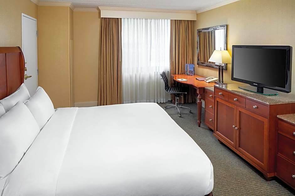 DoubleTree By Hilton Cleveland East Beachwood