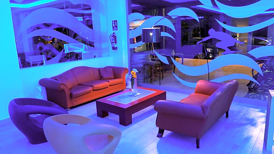 GUYA WAVE HOTEL