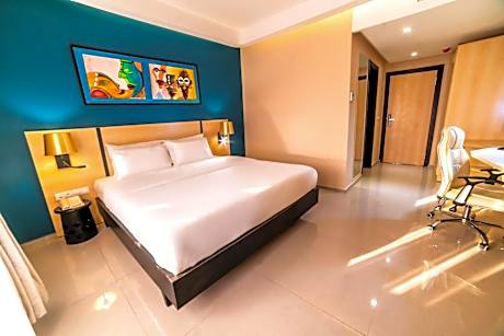 King Room with City View