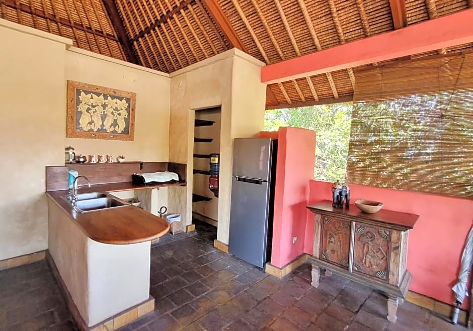 Flash Back Bungalow