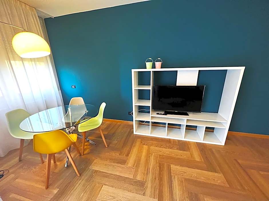 Front Lake Apartment Bardolino