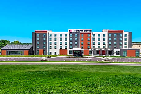 Hilton Garden Inn Kansas City Riverside