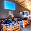 Bison Lodge - Lg Home - 2 bedrooms - less than 5 miles to Yellowstone North Entrance, Sleeps up to 8
