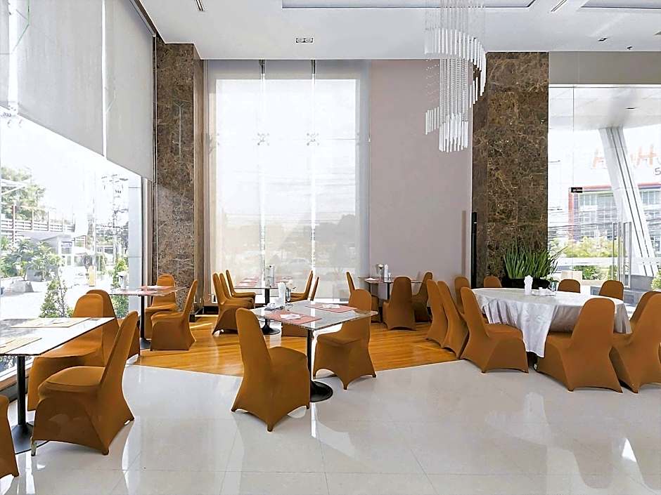 Lumen Bangkok Srinakarin